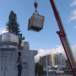 izaje restaurante lila